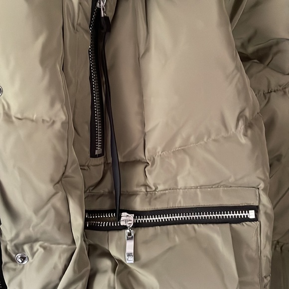 Orolay size xs olive coat - Picture 3 of 8